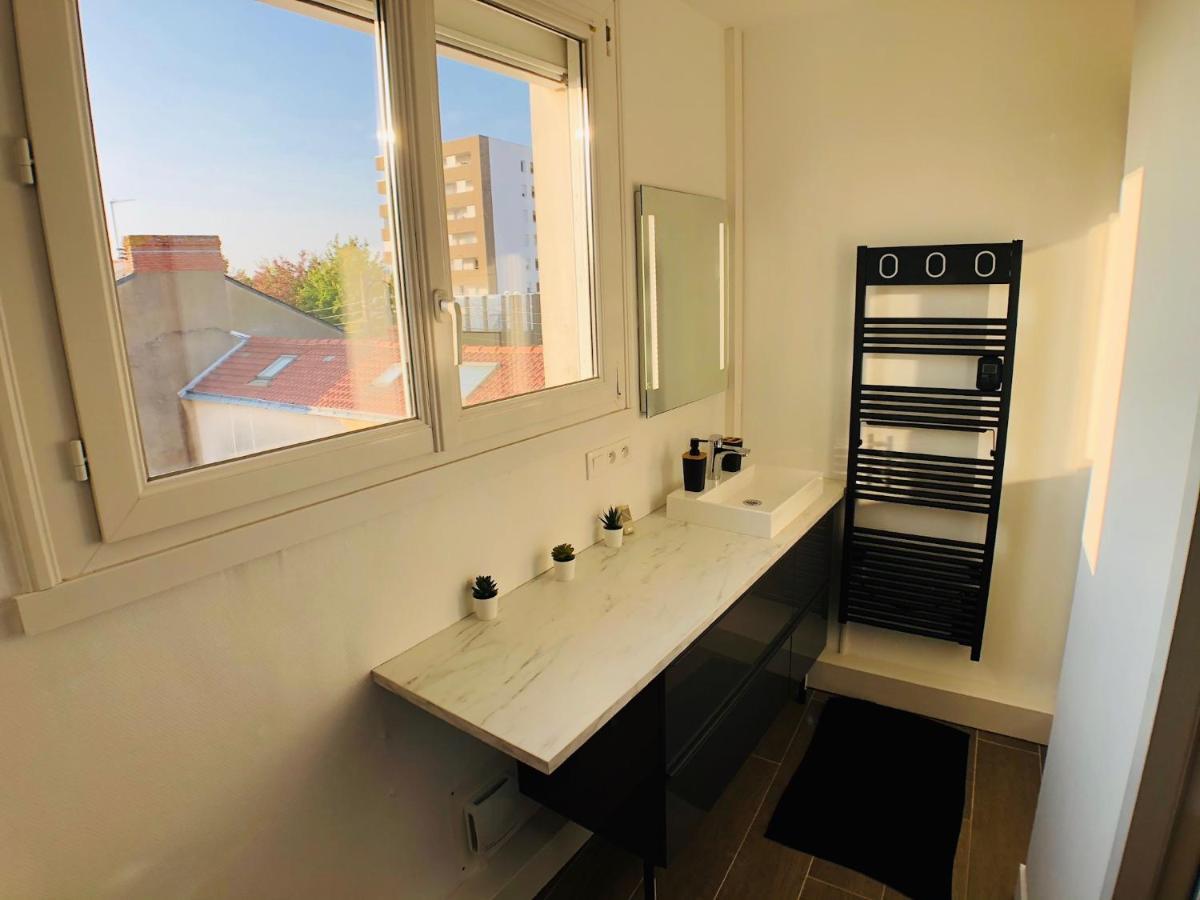 Charmant Appartement 1-4 Personnes, Proche Centre Avec Parking 南特 外观 照片